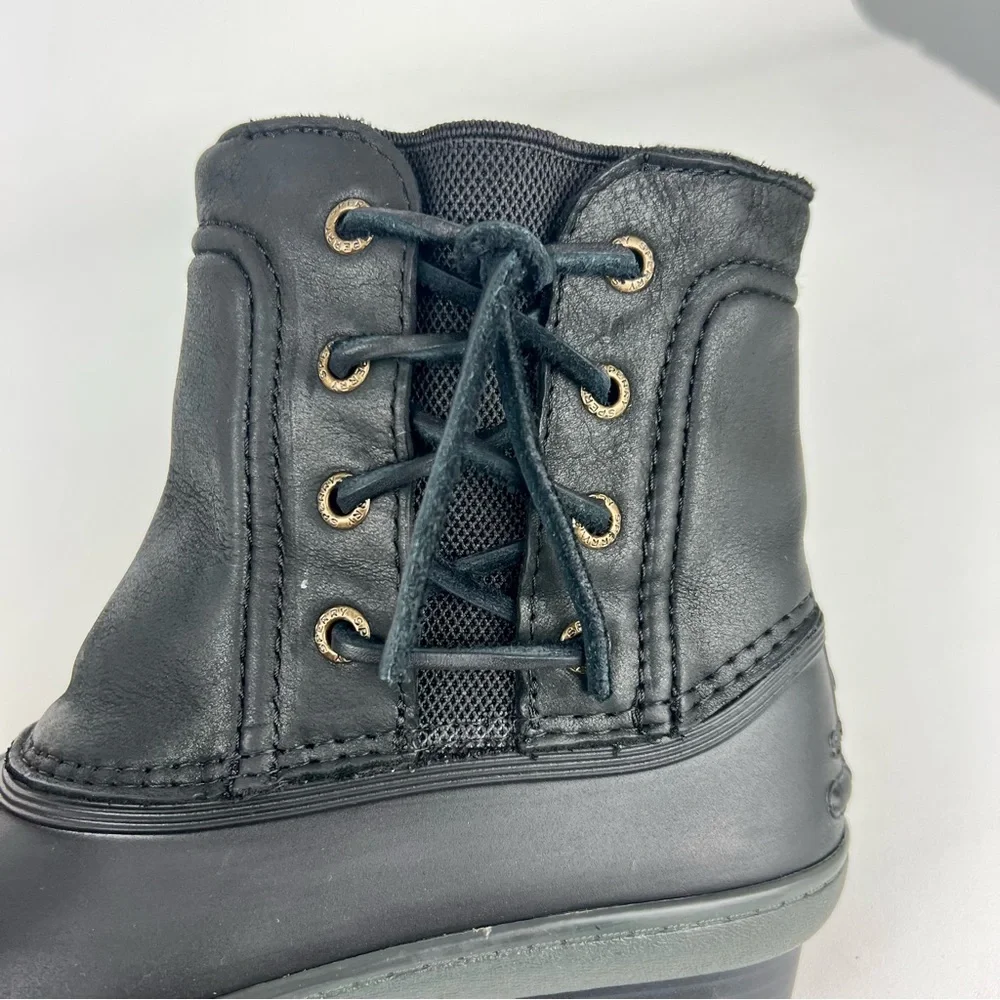 Sperry Saltwater Wedge Black Quarter Duck Boots 6
